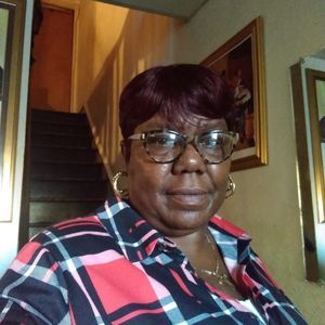 Meet your Posher, Sylvia